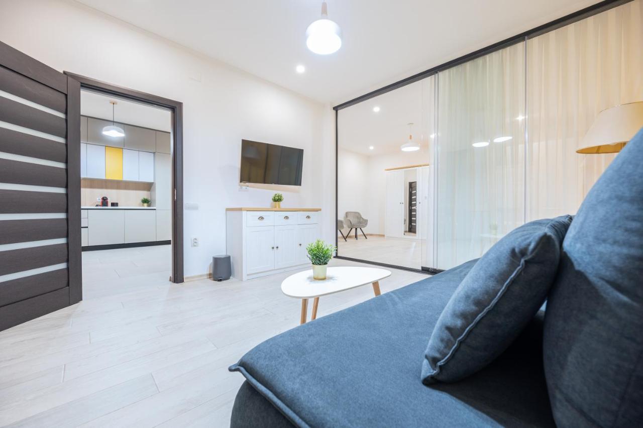 Central Park Apartments Орадеа Екстериор снимка